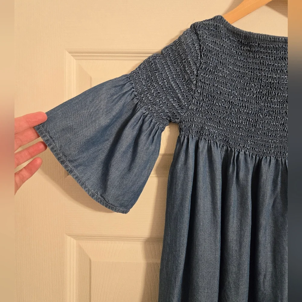 Gap Blue Kids Dress Smocked Top Size Medium
